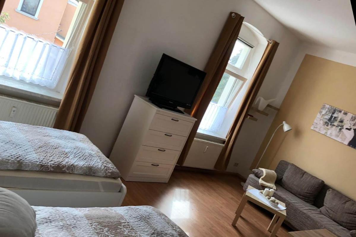 Ferienwohnung In צוויקאו מראה חיצוני תמונה